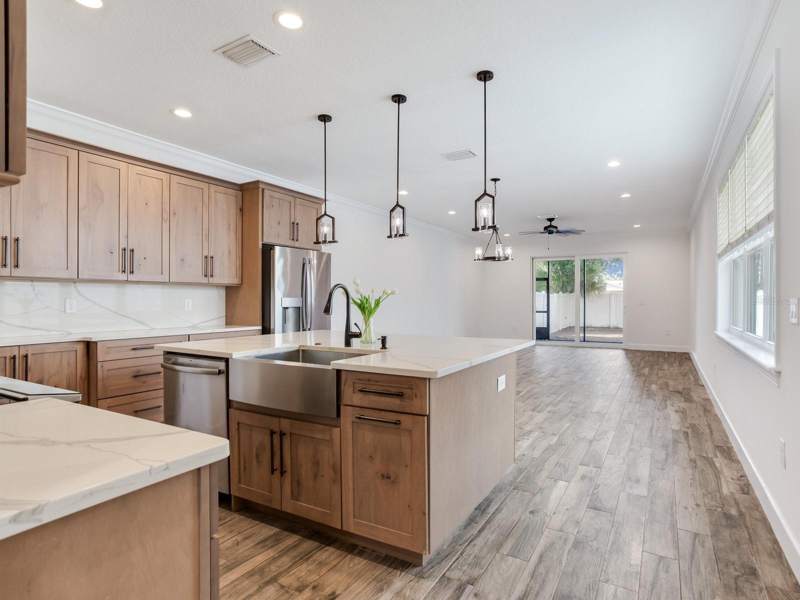 4413 W GRAY ST #2, TAMPA, FL, 33609