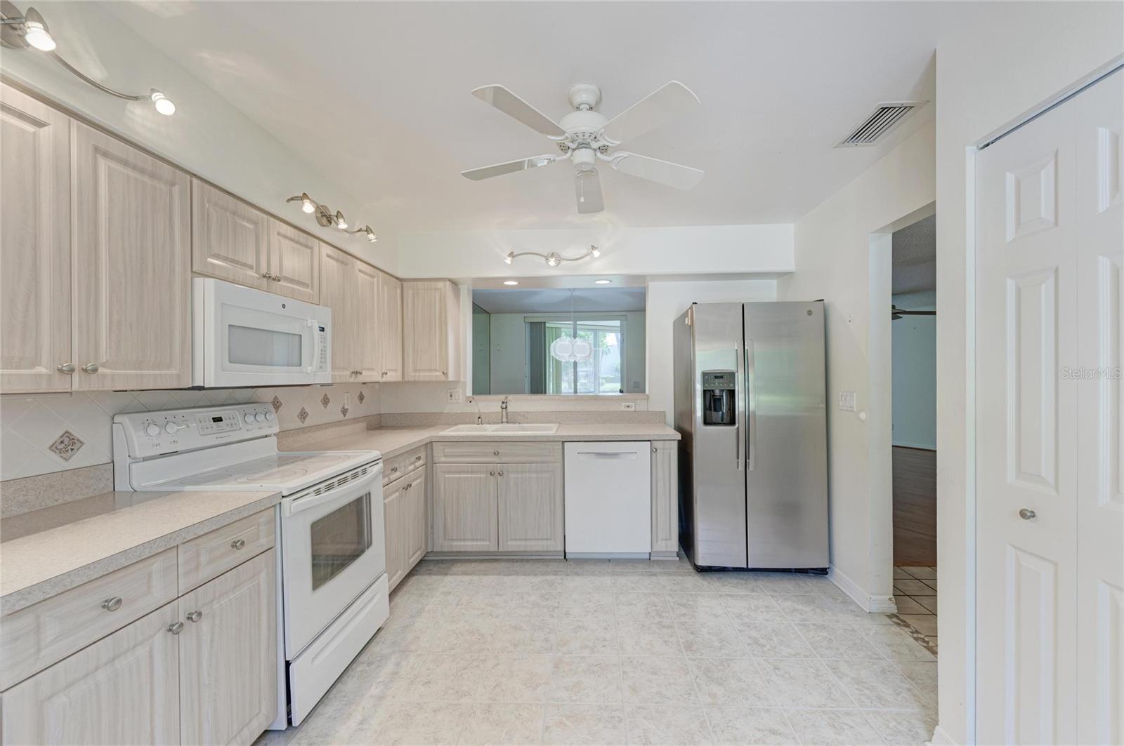 6101 34TH ST W #20B, BRADENTON, FL, 34210