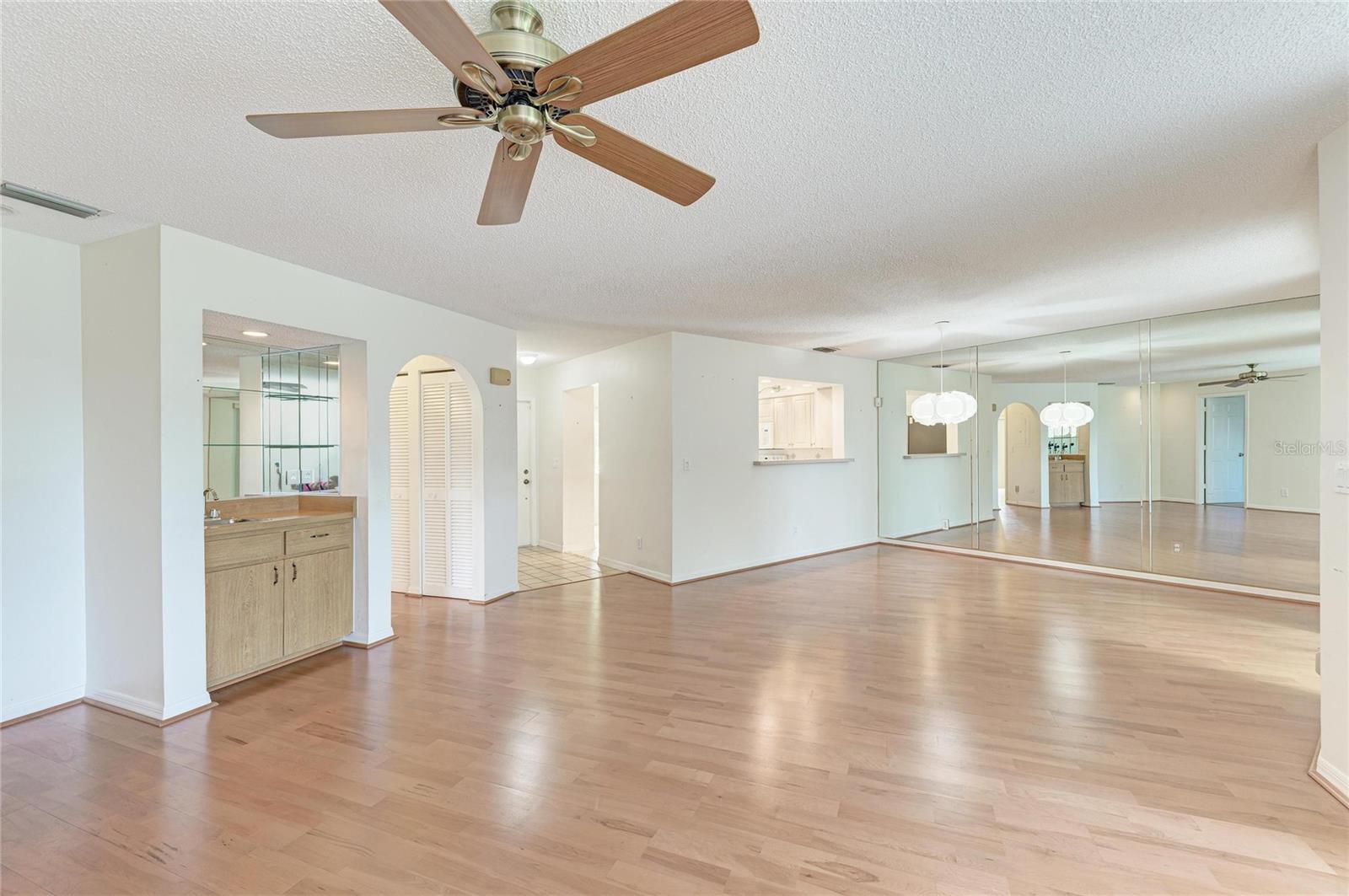 6101 34TH ST W #20B, BRADENTON, FL, 34210