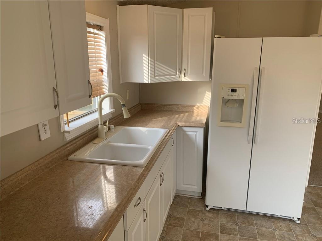8731 LITHIA PINECREST RD, LITHIA, FL, 33547