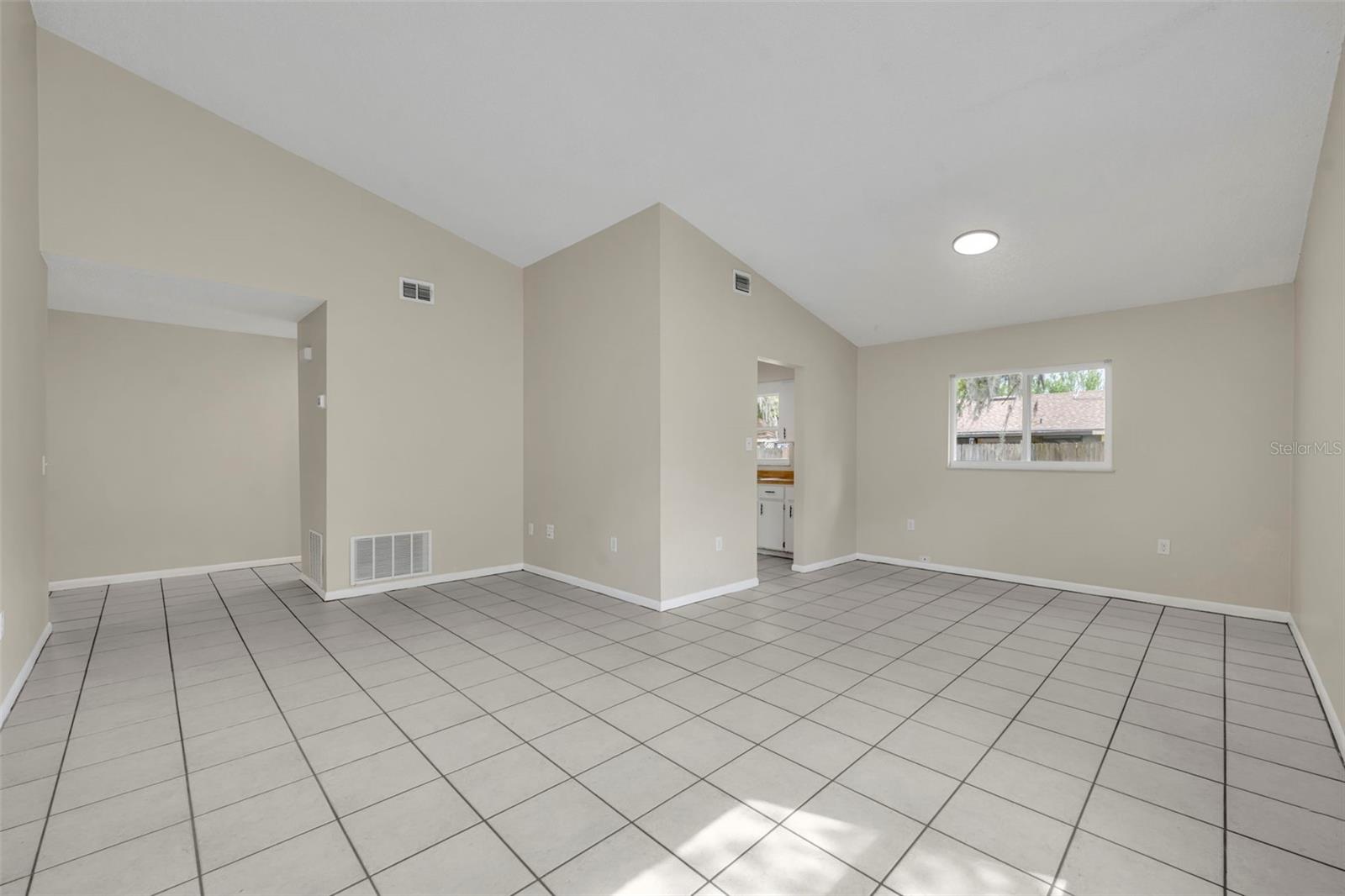 3046 N WINDCHIME CIR, APOPKA, FL, 32703