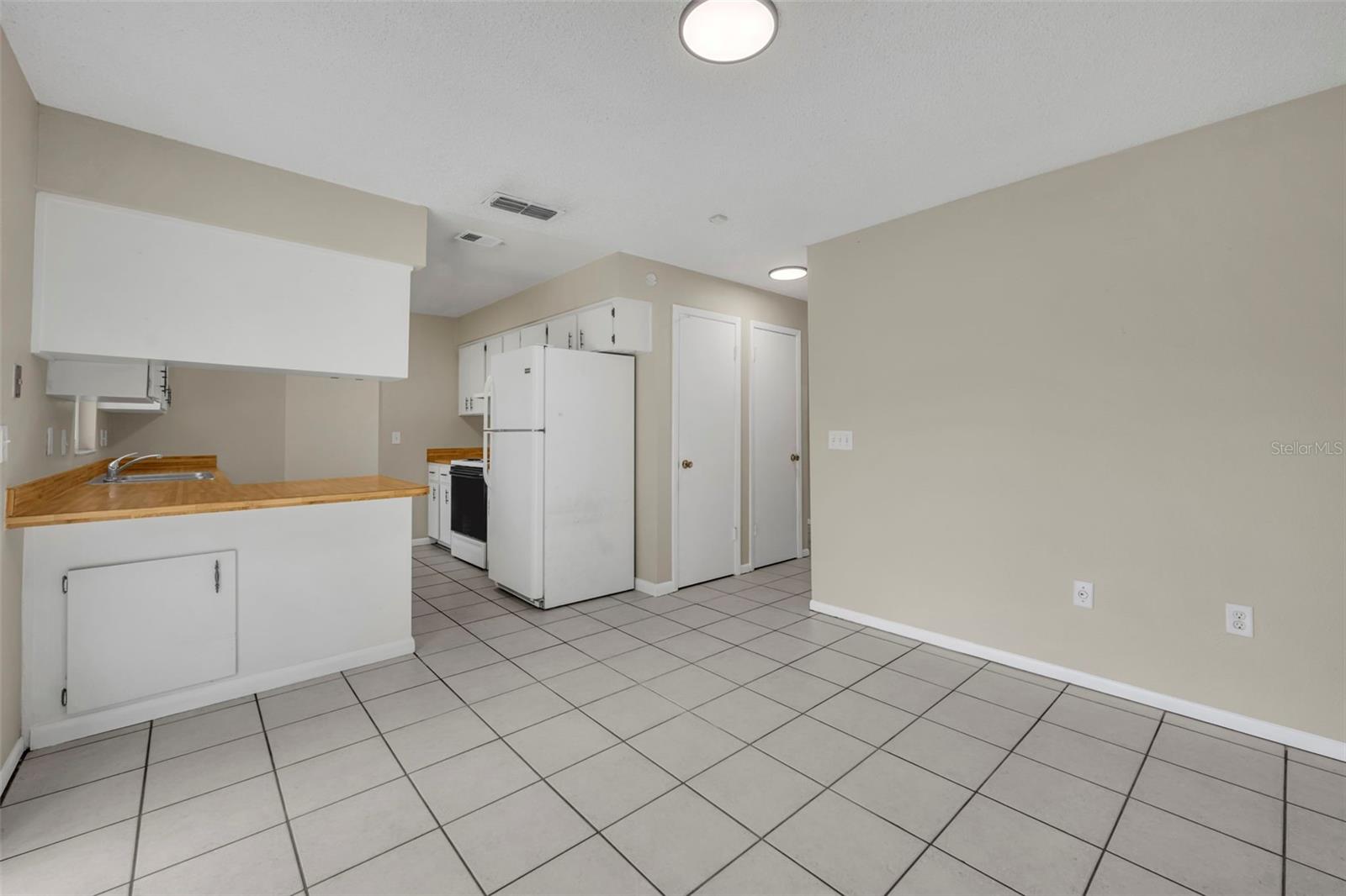 3046 N WINDCHIME CIR, APOPKA, FL, 32703