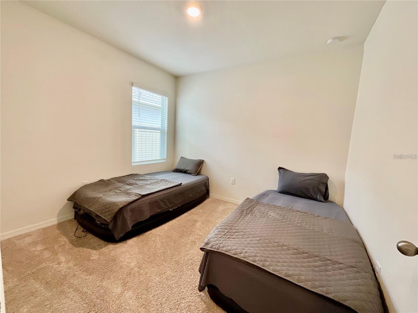 718 CHINOY RD, DAVENPORT, FL, 33837