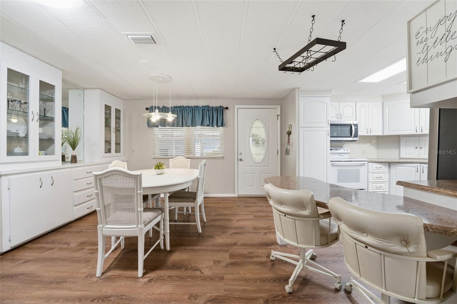 130 ISLAND POINT RD, NORTH PORT, FL, 34287