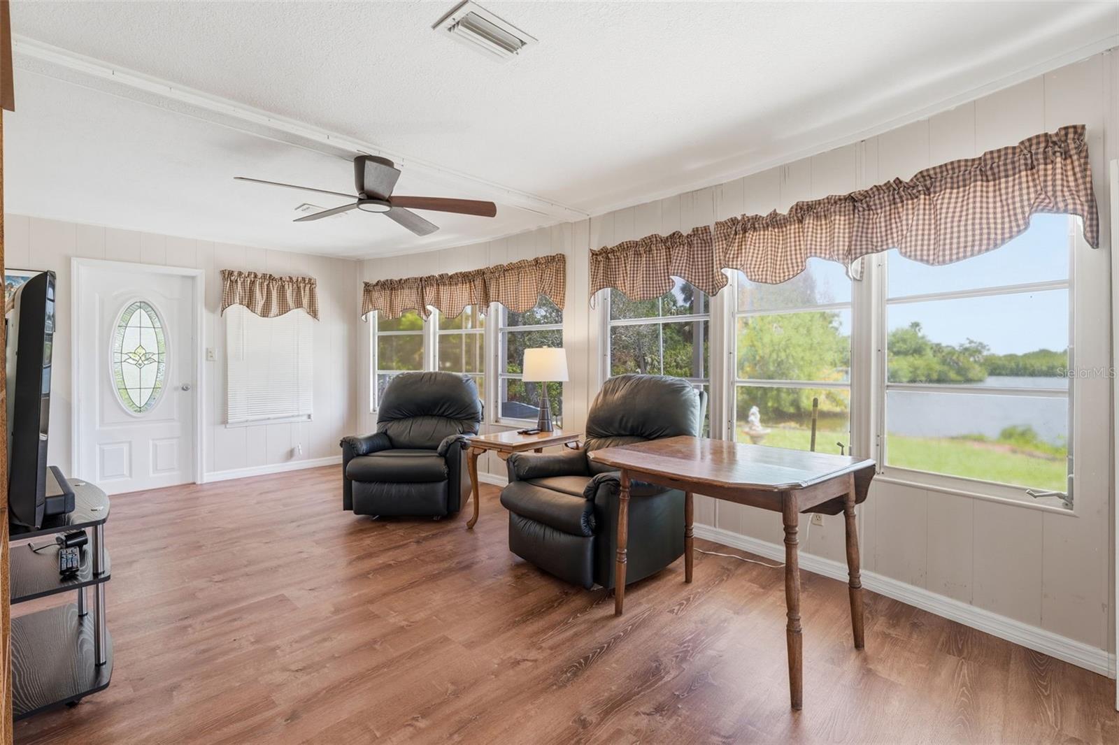 130 ISLAND POINT RD, NORTH PORT, FL, 34287