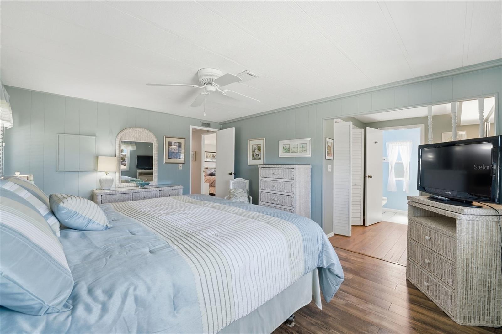 130 ISLAND POINT RD, NORTH PORT, FL, 34287