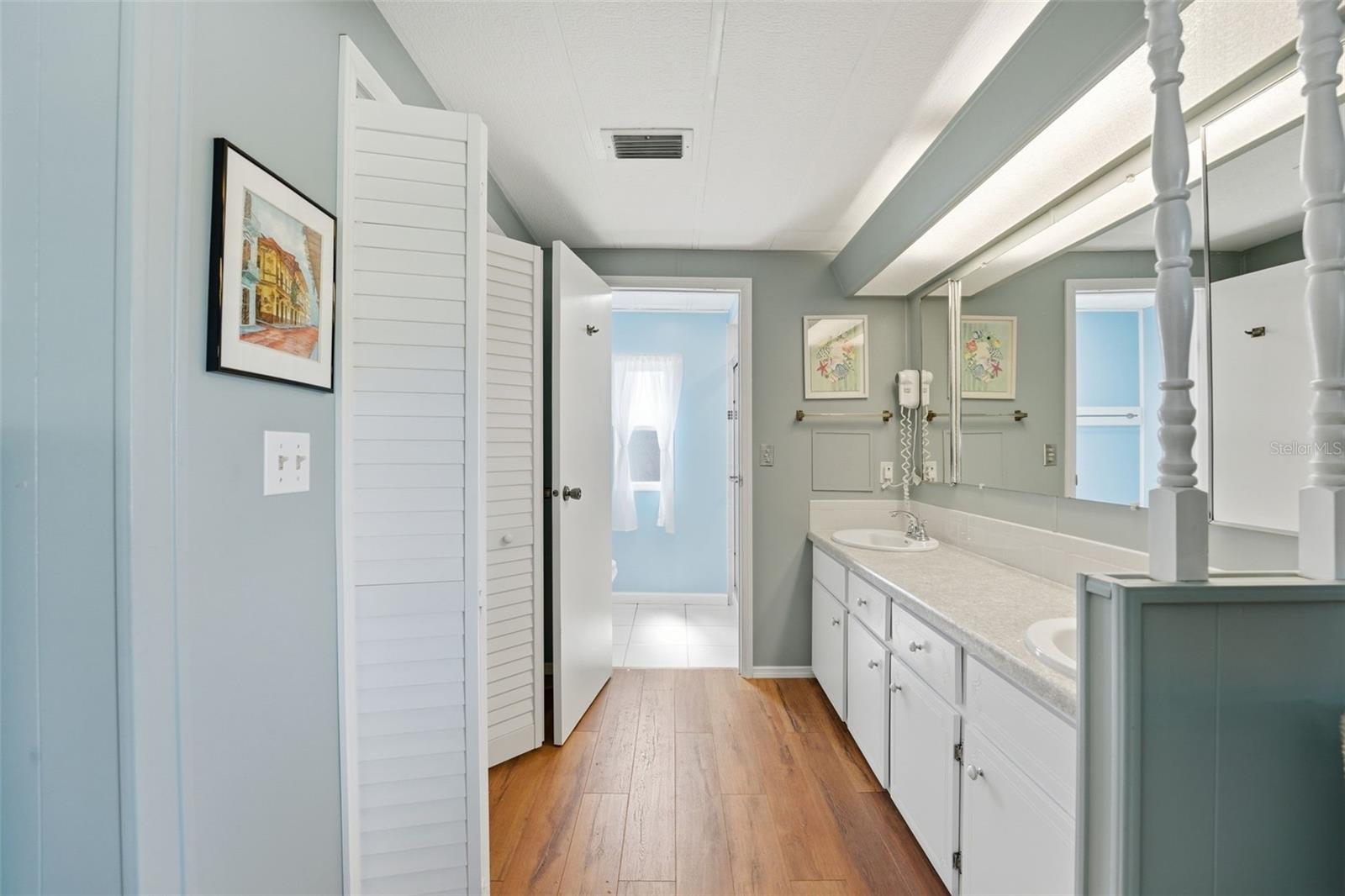 130 ISLAND POINT RD, NORTH PORT, FL, 34287