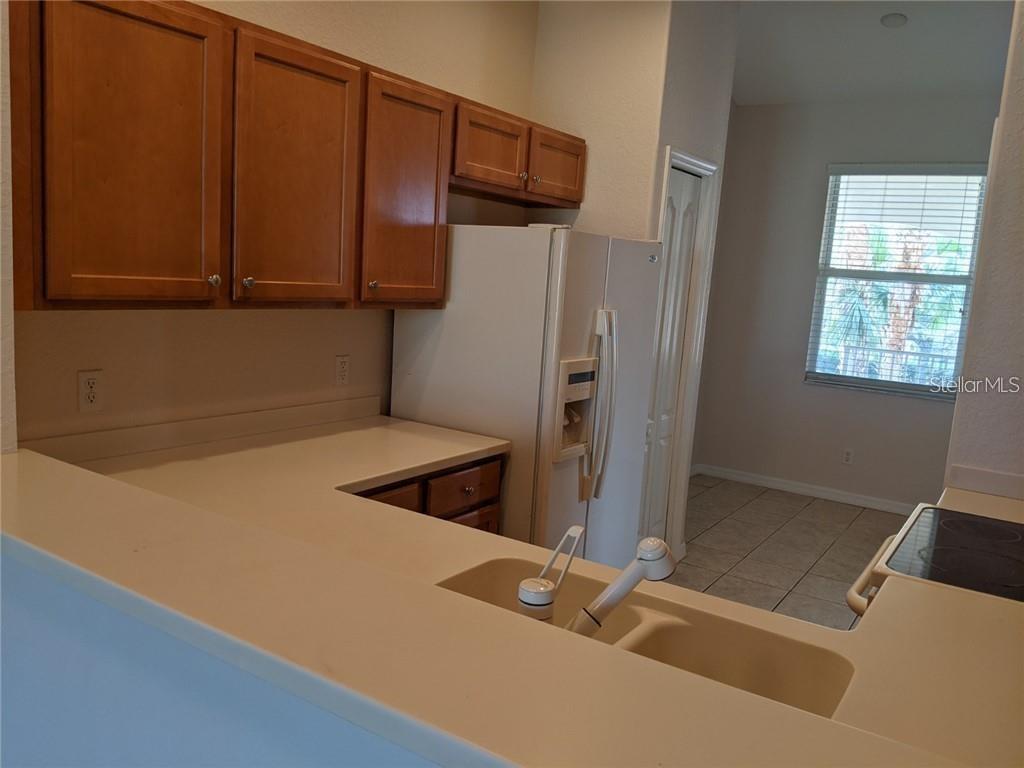 803 FAIRWAYCOVE LN #204, BRADENTON, FL, 34212
