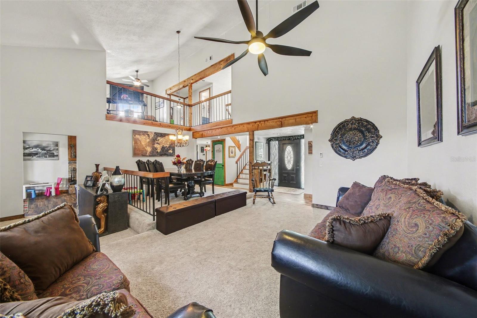 916 E CLEVELAND ST, APOPKA, FL, 32703
