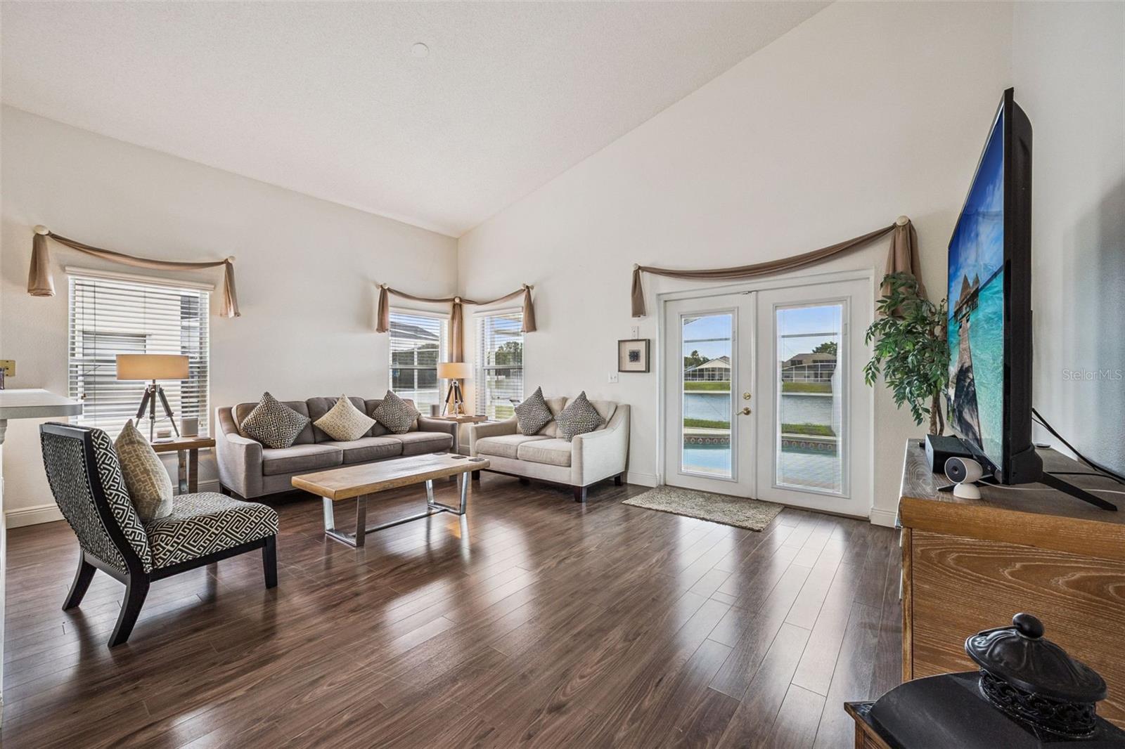 563 BAILEY CIR, DAVENPORT, FL, 33897