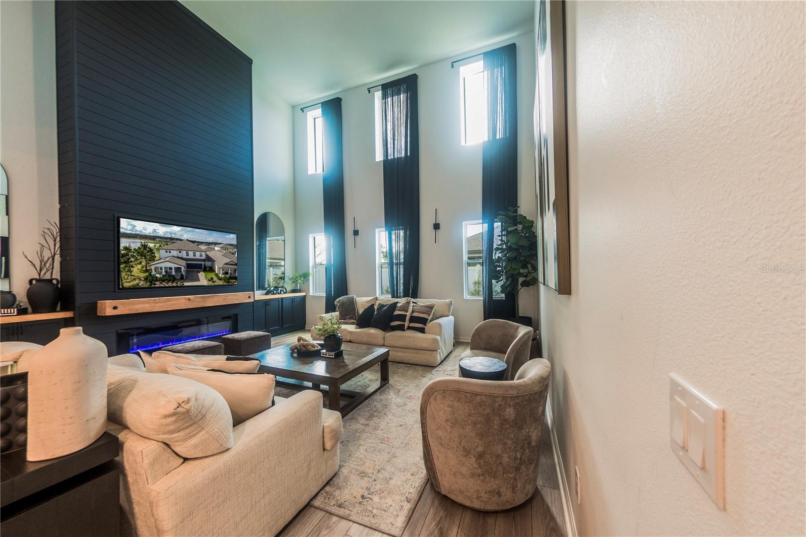 671 SPLIT HOOF DR, ST CLOUD, FL, 34771