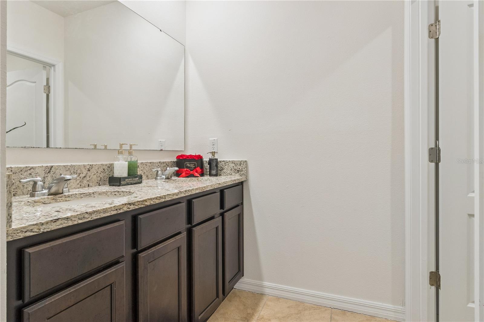 2933 IVY LAKE CT, LAKELAND, FL, 33811
