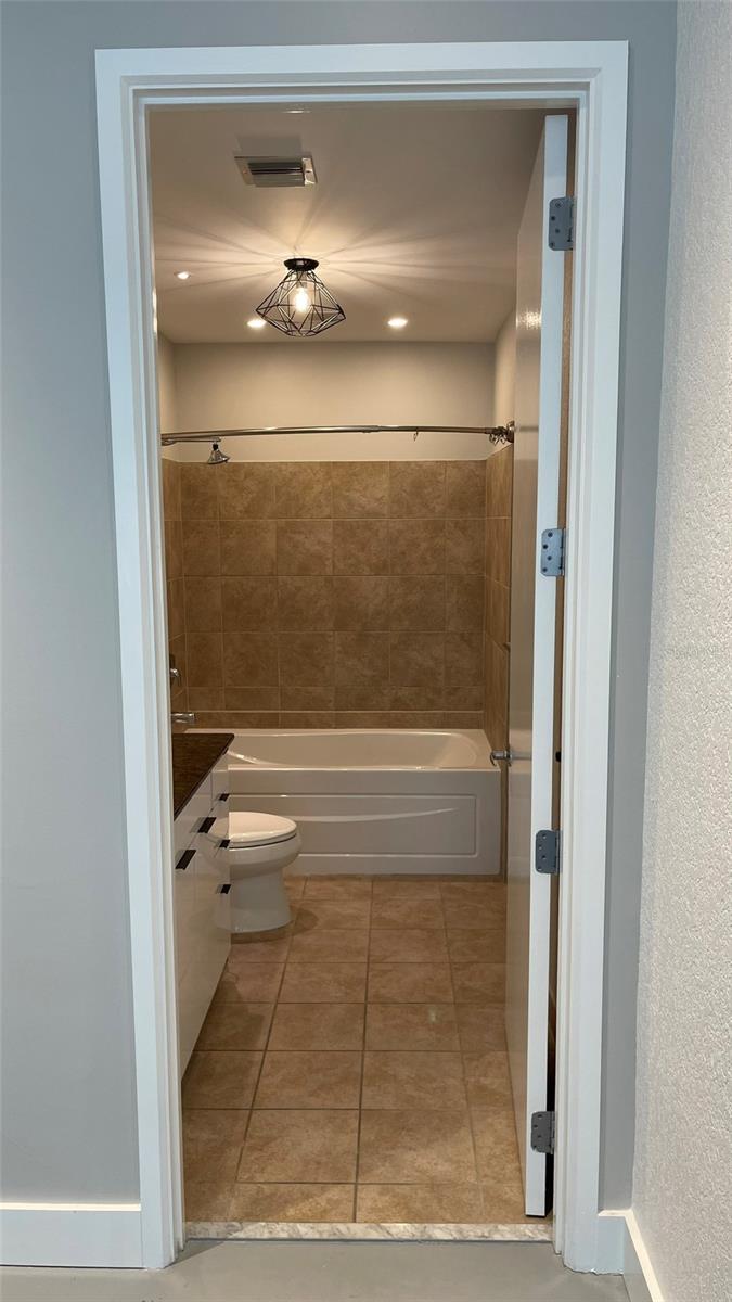 150 E ROBINSON ST #1423, ORLANDO, FL, 32801