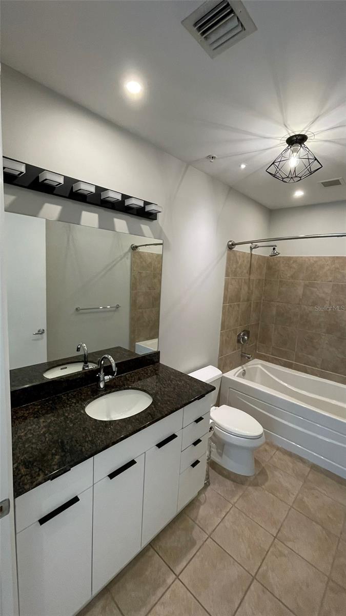 150 E ROBINSON ST #1423, ORLANDO, FL, 32801
