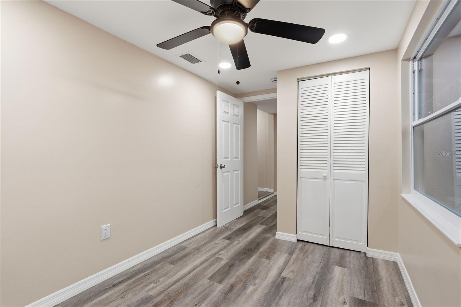 903 VINE AVE, CLEARWATER, FL, 33755