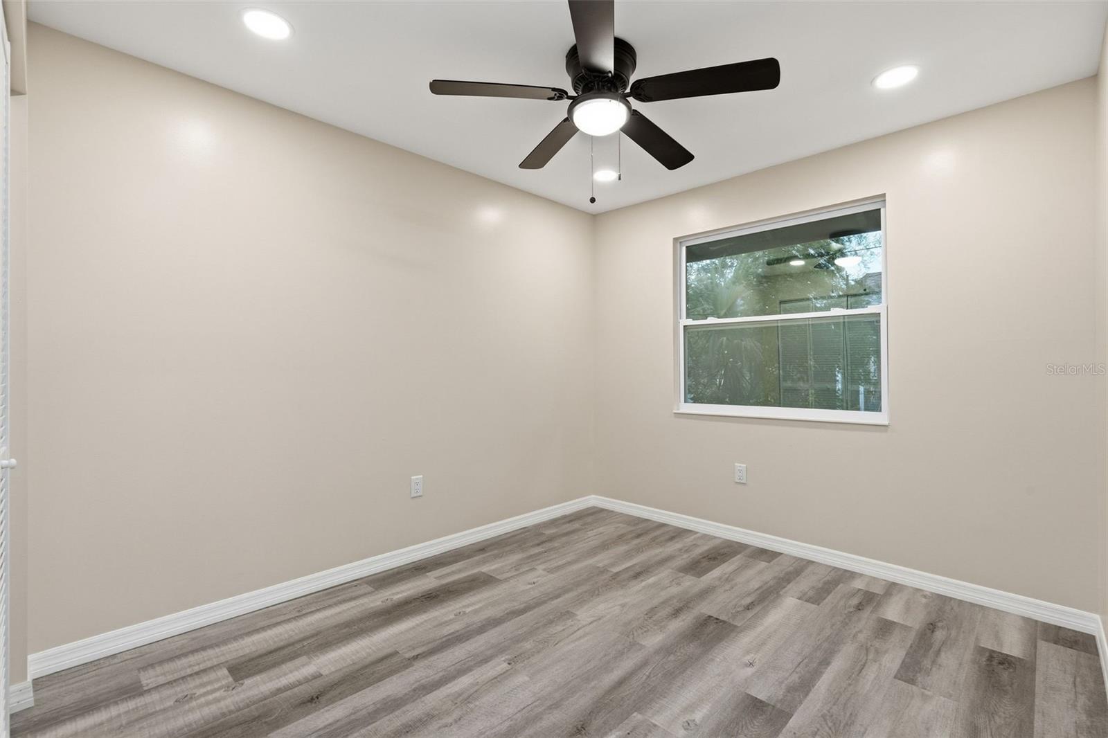 903 VINE AVE, CLEARWATER, FL, 33755