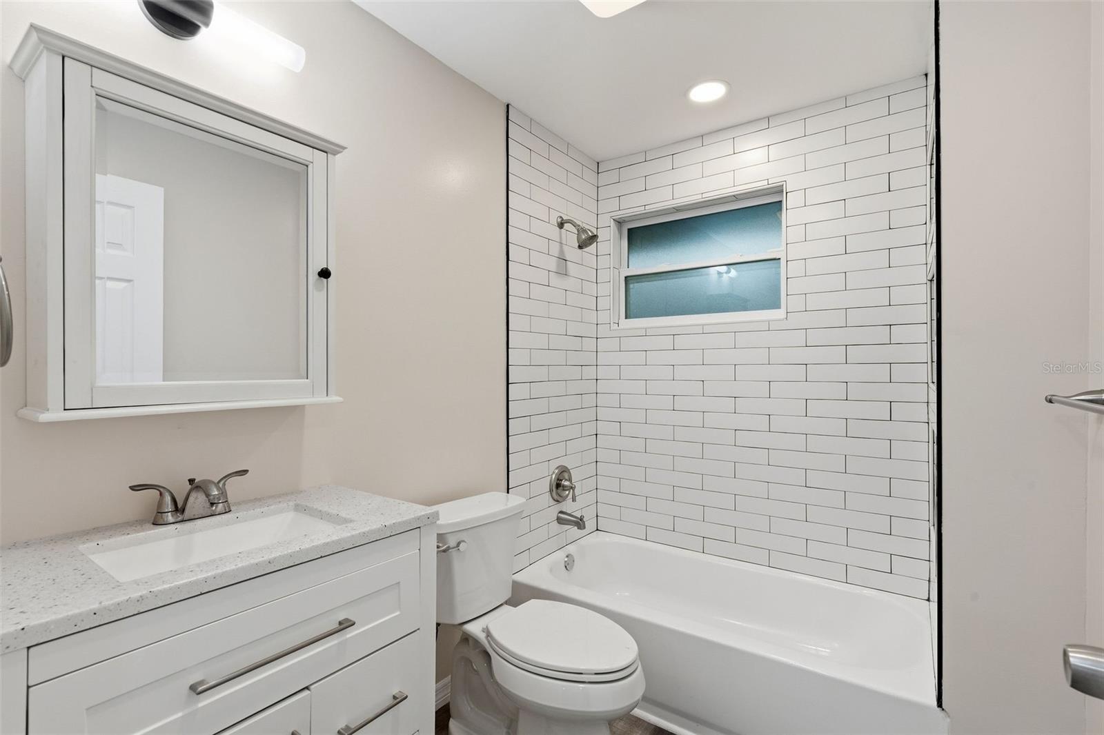 903 VINE AVE, CLEARWATER, FL, 33755