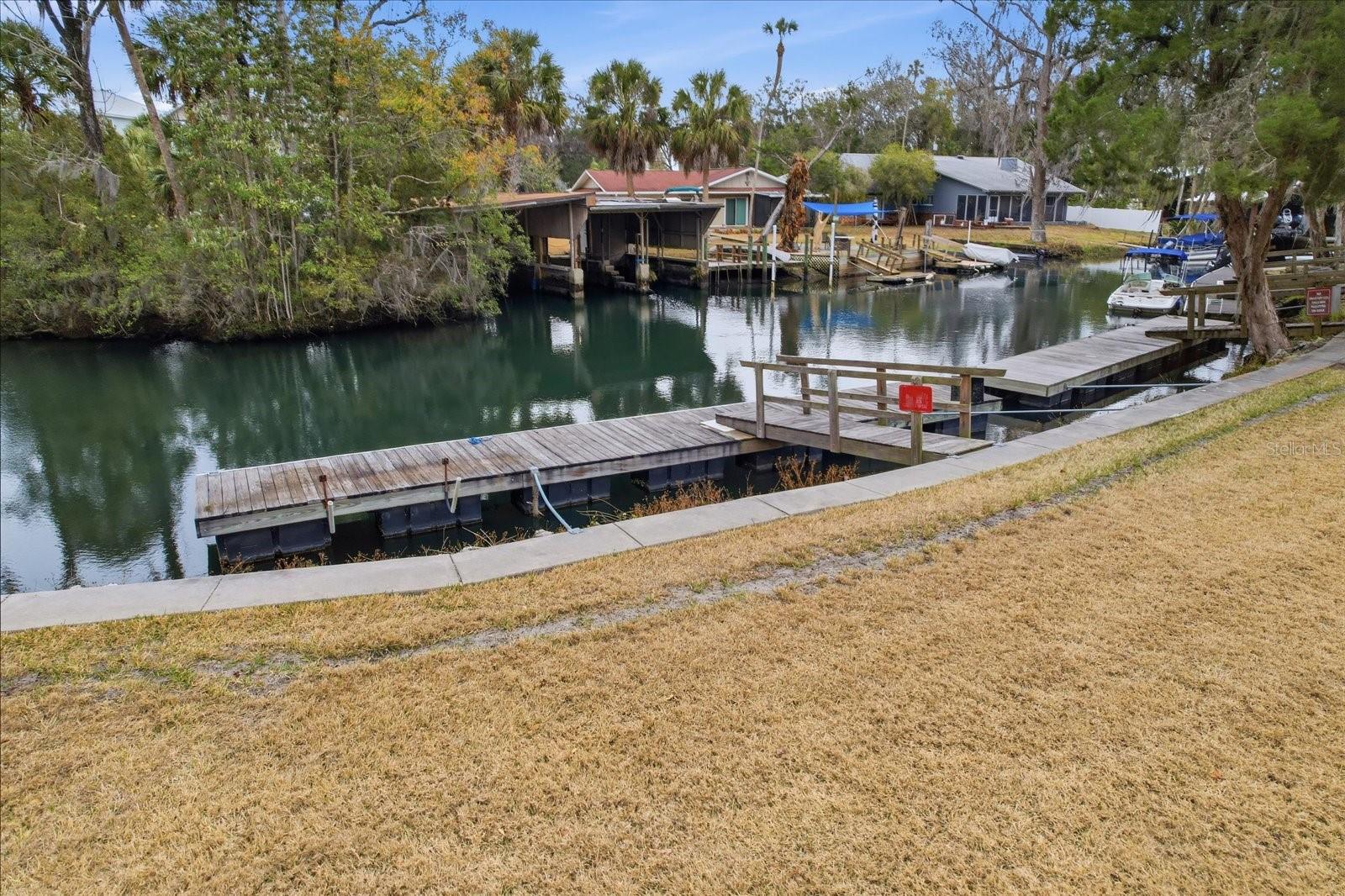 1637 SE PARADISE CIR #204, CRYSTAL RIVER, FL, 34429