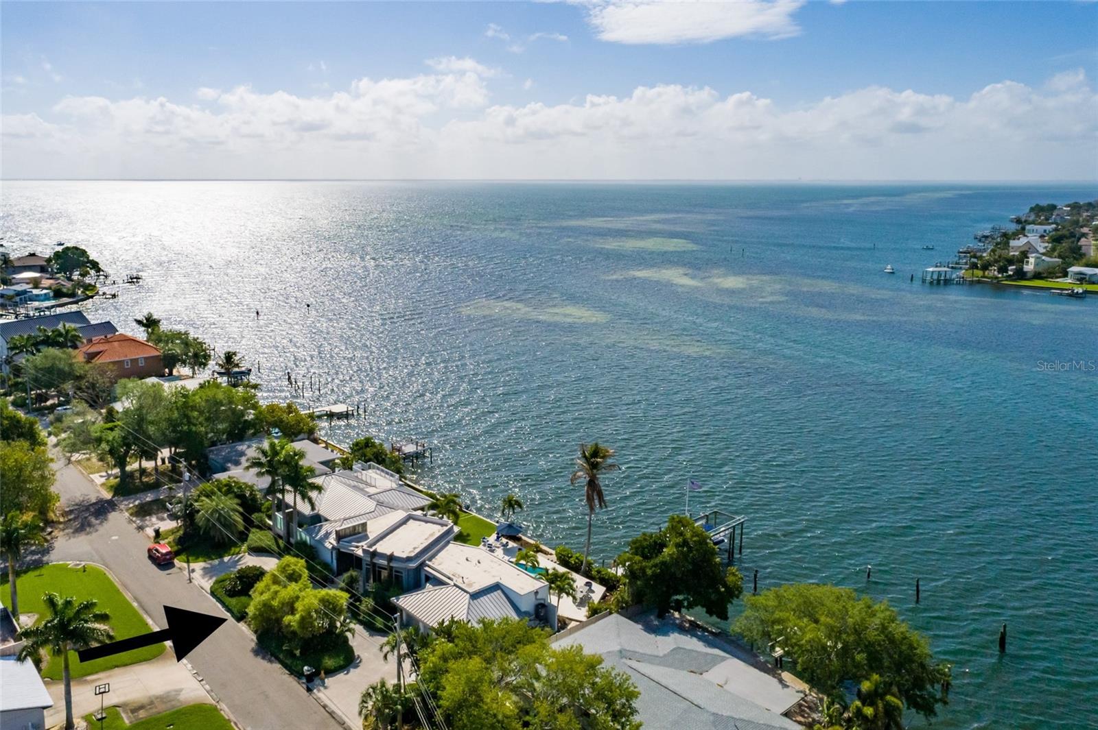 Bird’s-eye view highlighting exceptional open-water frontage