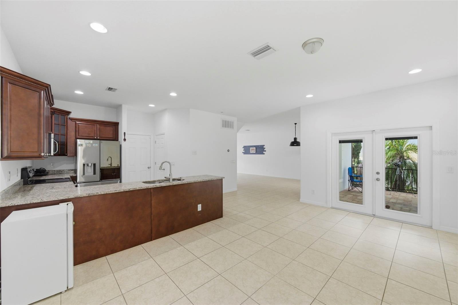 4118 WOODACRE LN, TAMPA, FL, 33624