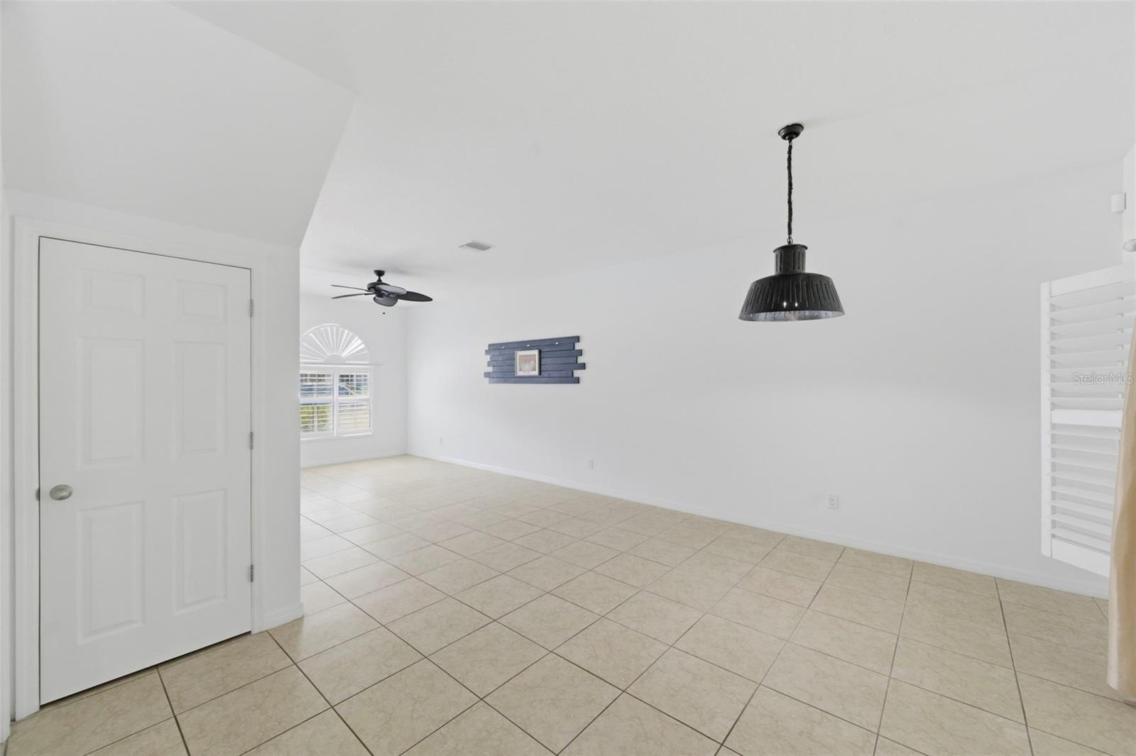 4118 WOODACRE LN, TAMPA, FL, 33624