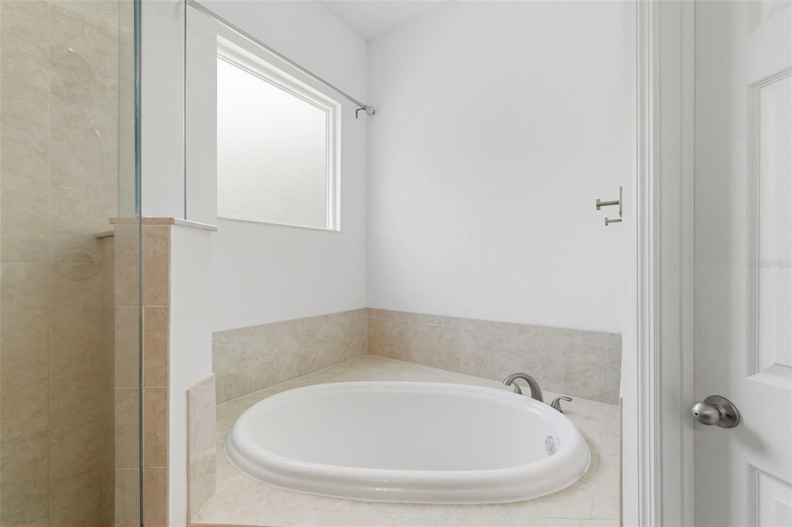 4118 WOODACRE LN, TAMPA, FL, 33624