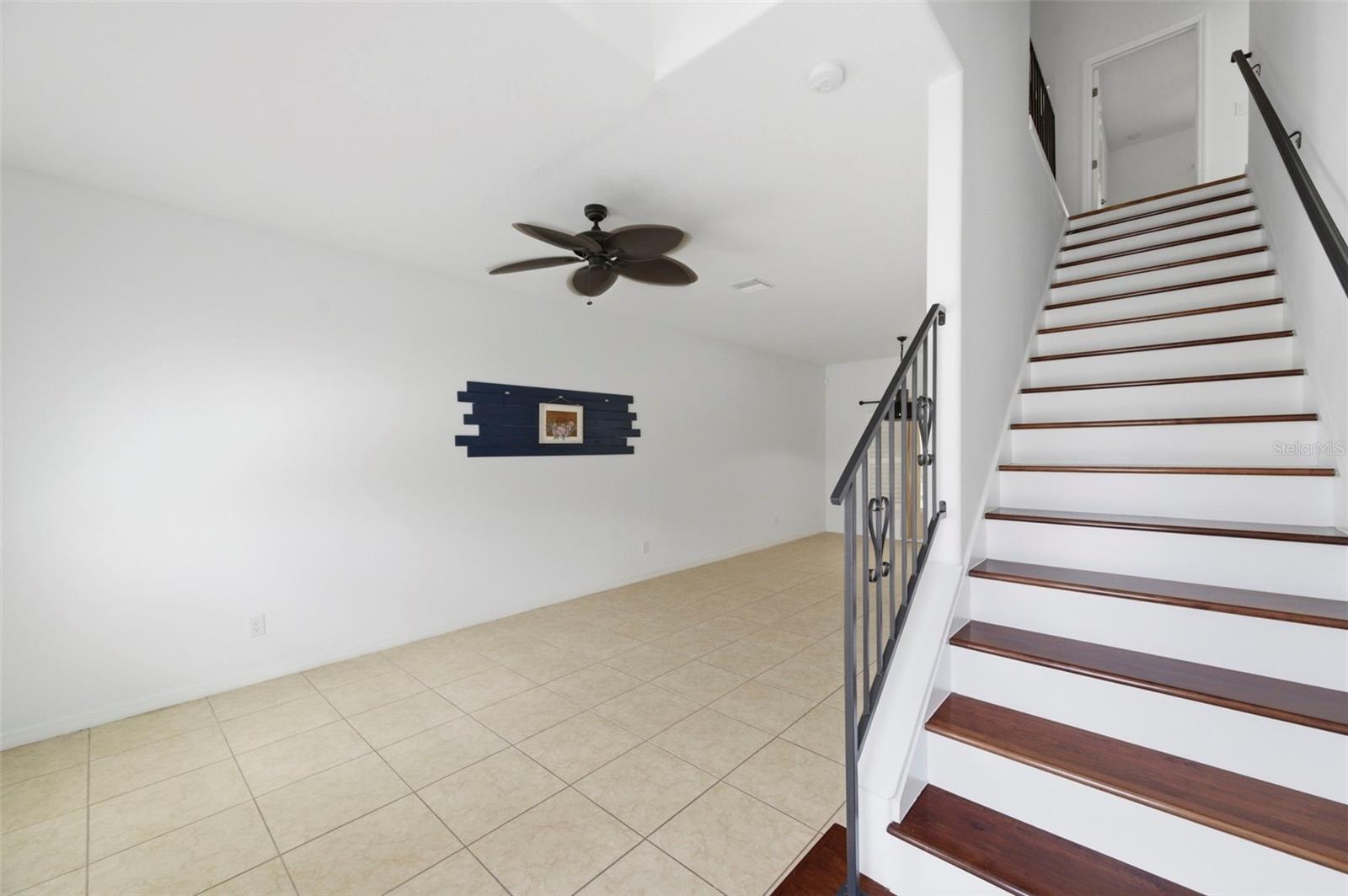 4118 WOODACRE LN, TAMPA, FL, 33624