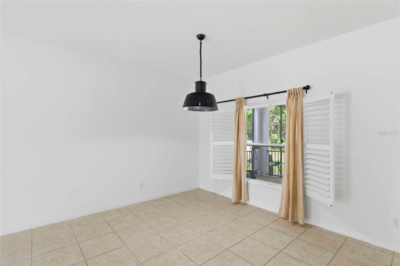 4118 WOODACRE LN, TAMPA, FL, 33624