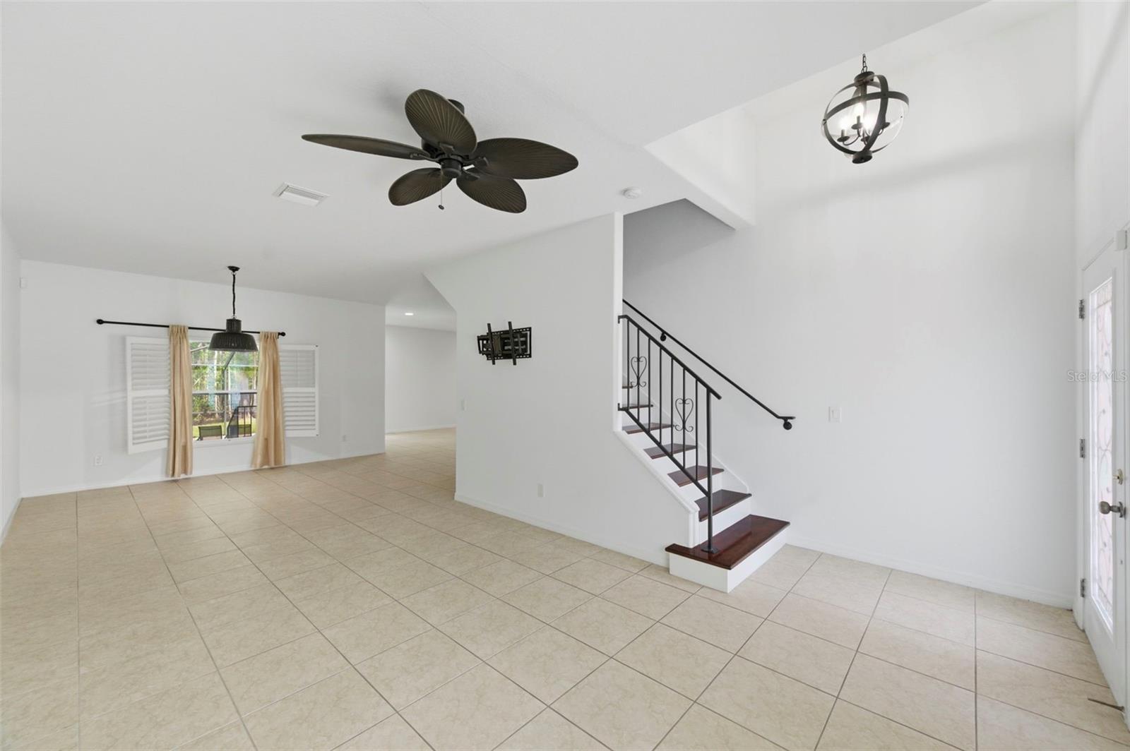 4118 WOODACRE LN, TAMPA, FL, 33624