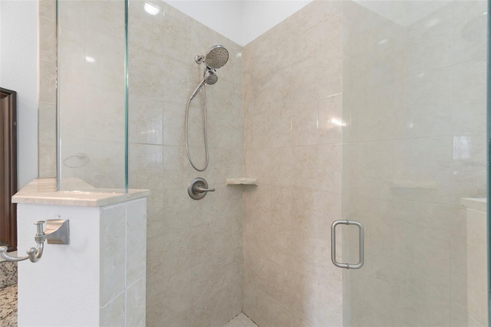 4118 WOODACRE LN, TAMPA, FL, 33624