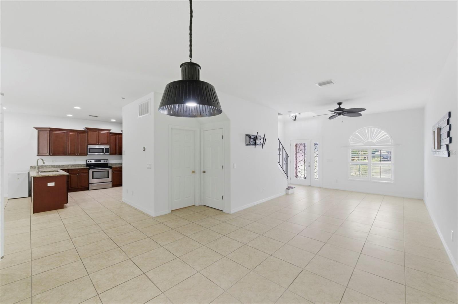 4118 WOODACRE LN, TAMPA, FL, 33624