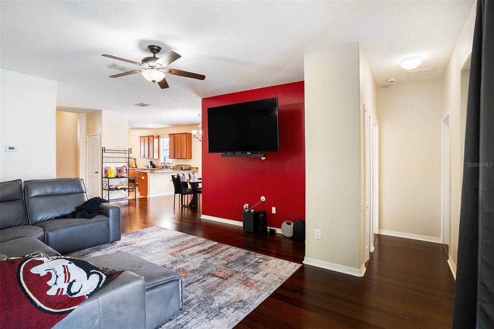 914 PEREGRINE HILL PL, RUSKIN, FL, 33570