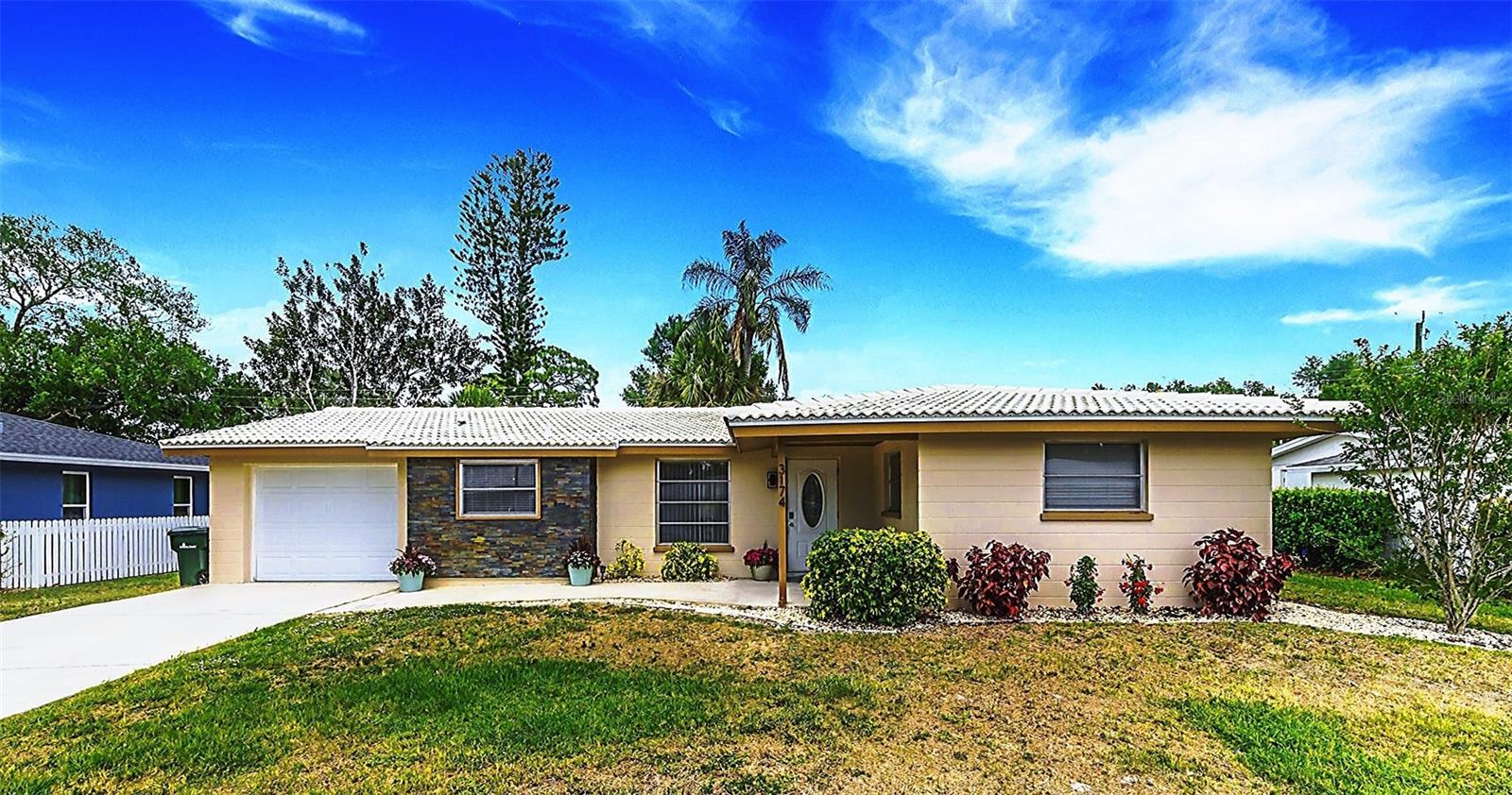 3174 REGATTA CIR, SARASOTA, FL, 34231