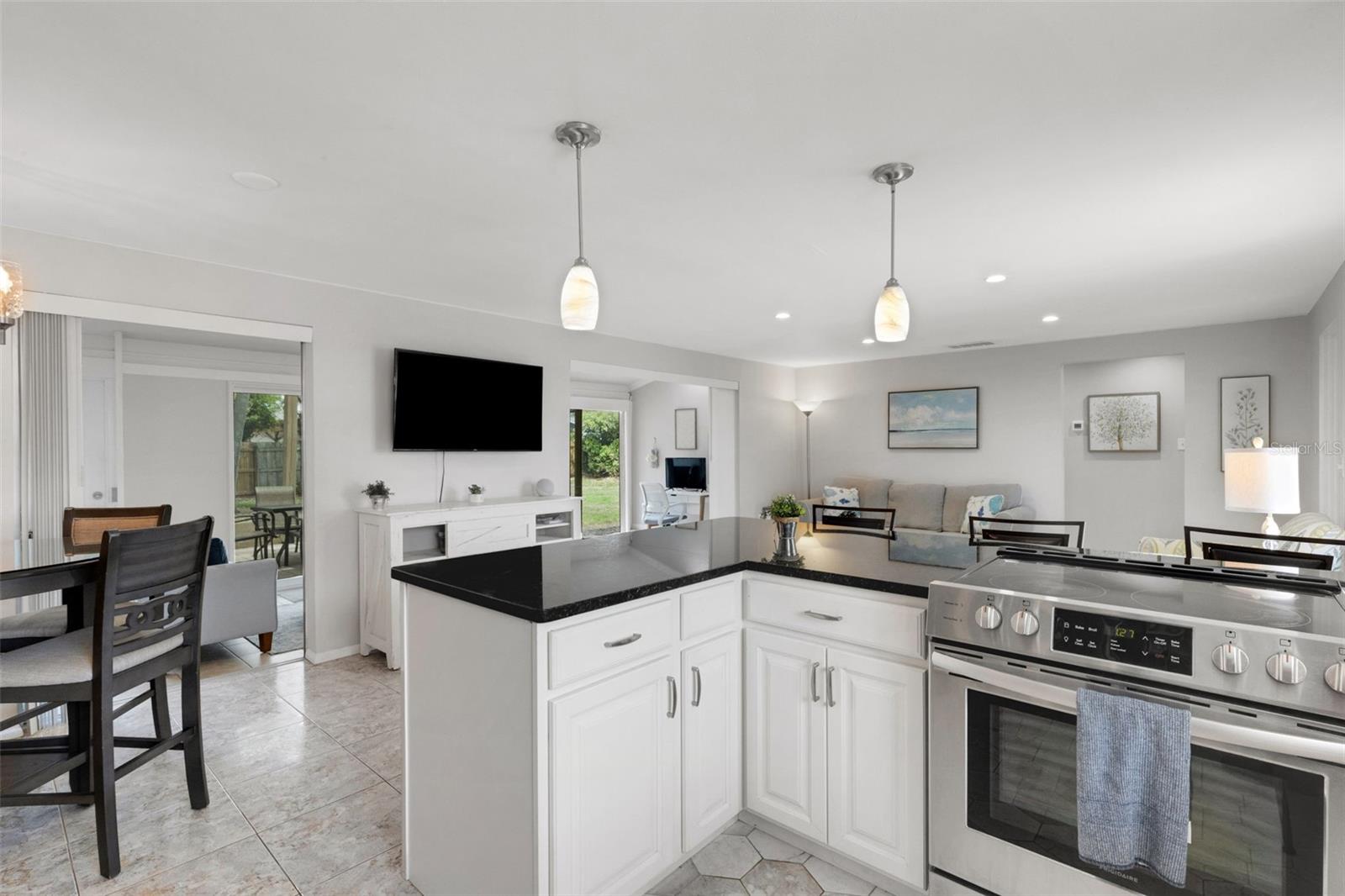 3174 REGATTA CIR, SARASOTA, FL, 34231