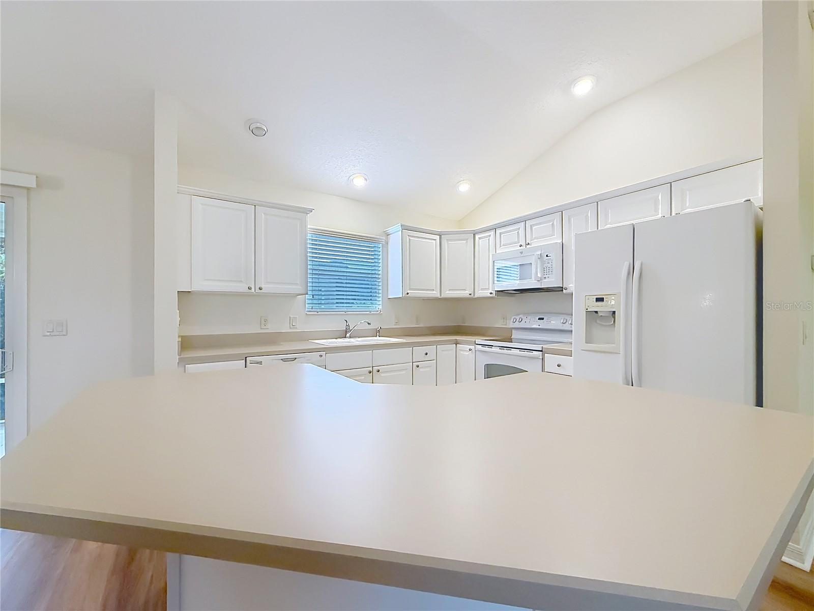 2530 FOXBRIDGE TER, THE VILLAGES, FL, 32162