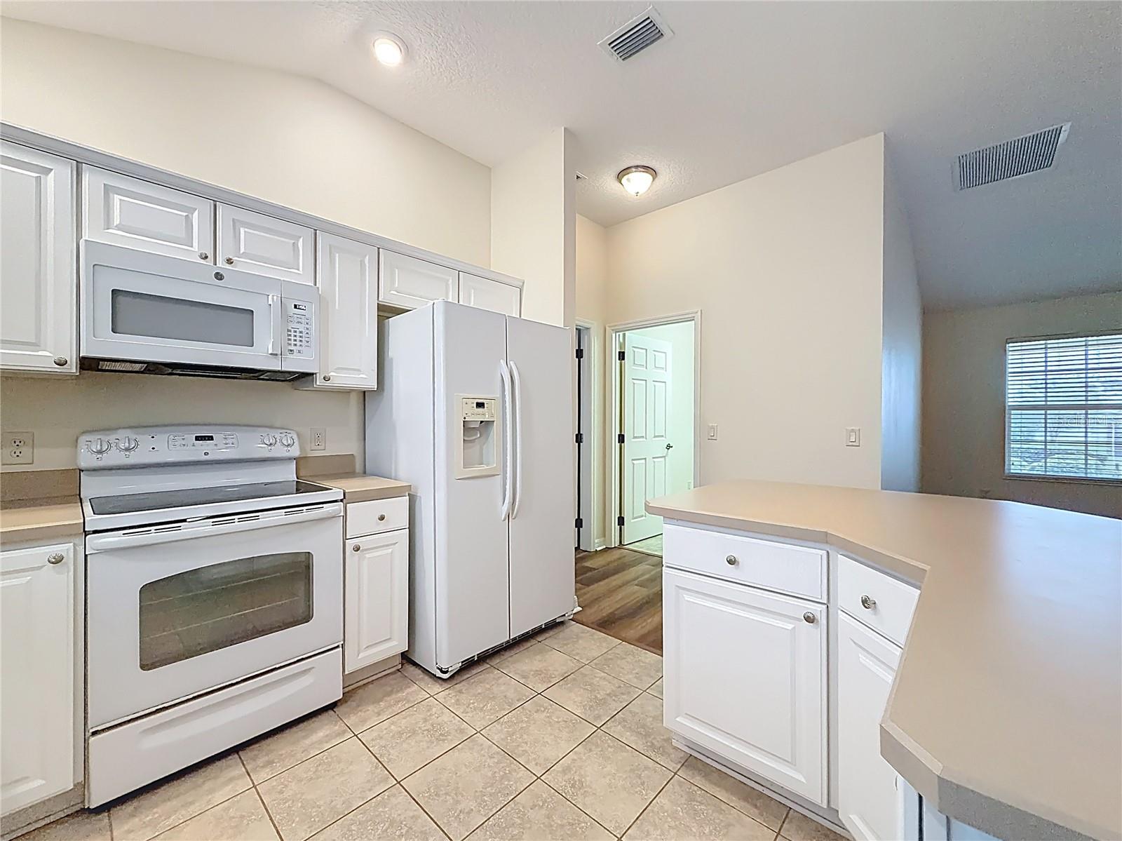 2530 FOXBRIDGE TER, THE VILLAGES, FL, 32162