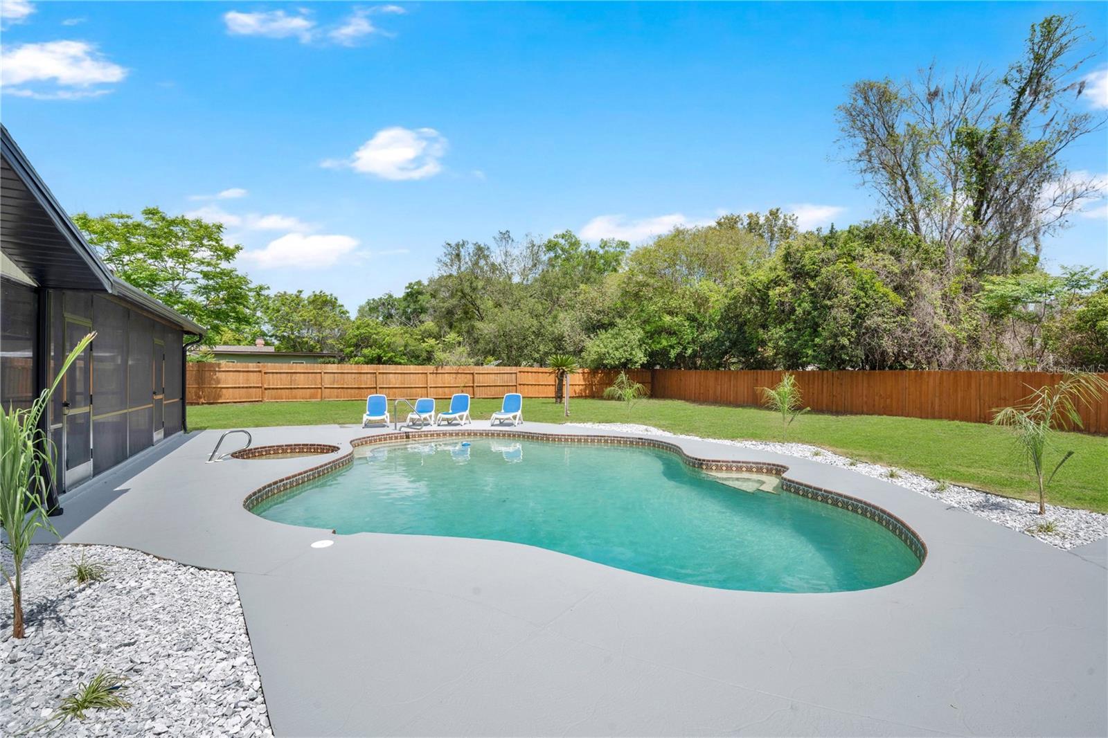 1675 N CLARA AVE, DELAND, FL, 32720