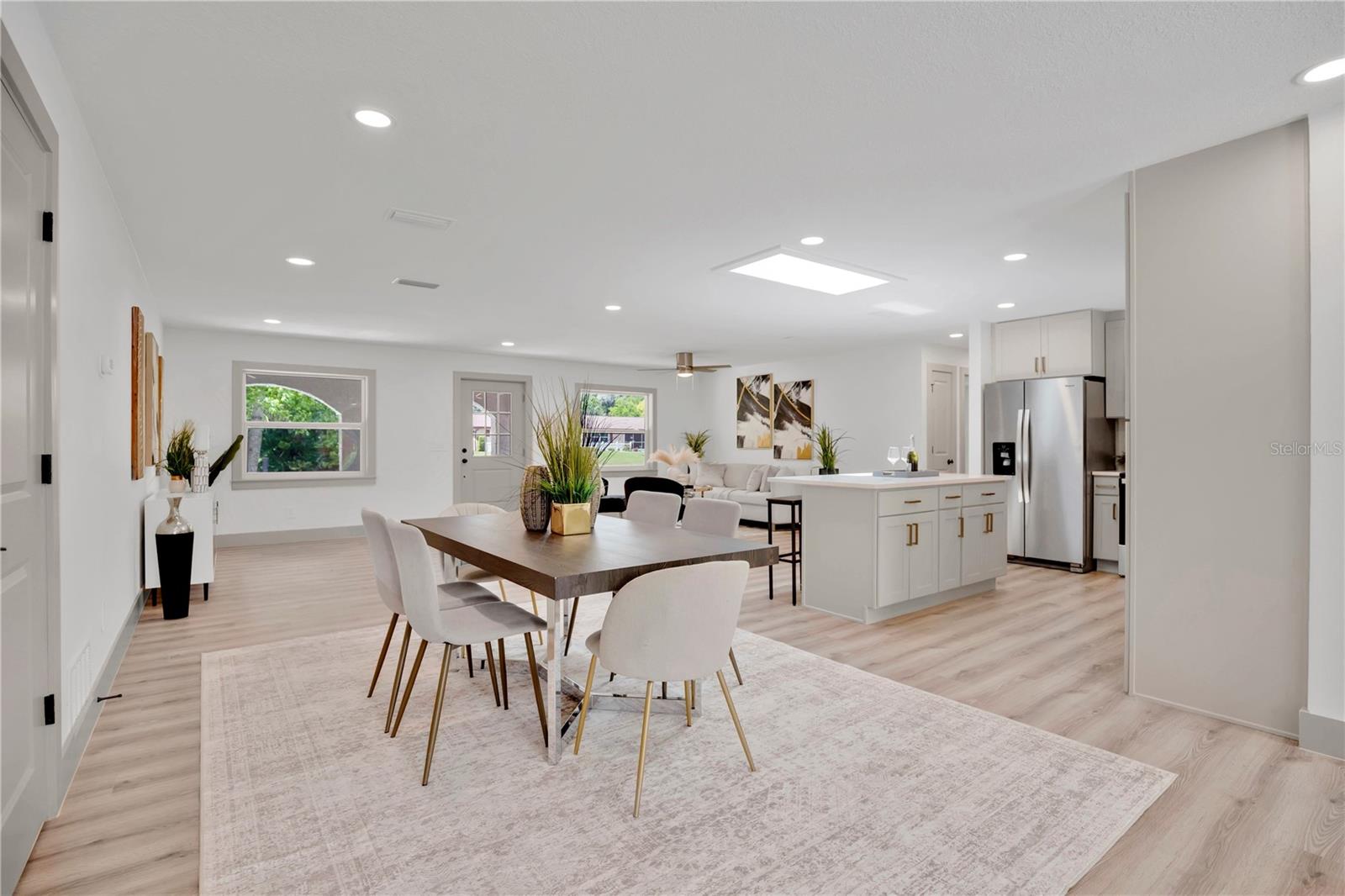 1675 N CLARA AVE, DELAND, FL, 32720