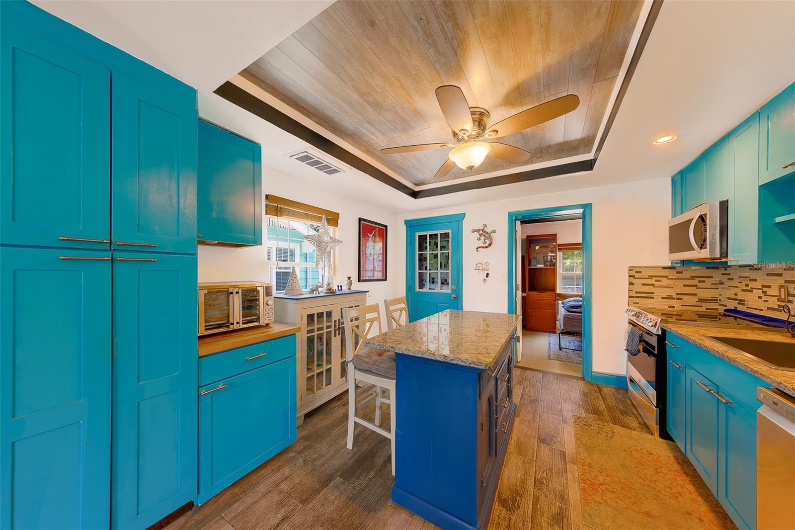 636 37TH AVE S, ST PETERSBURG, FL, 33705