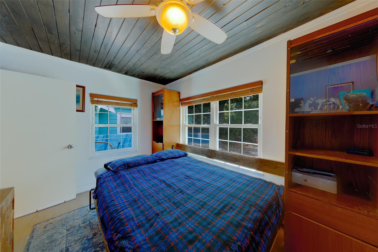 636 37TH AVE S, ST PETERSBURG, FL, 33705