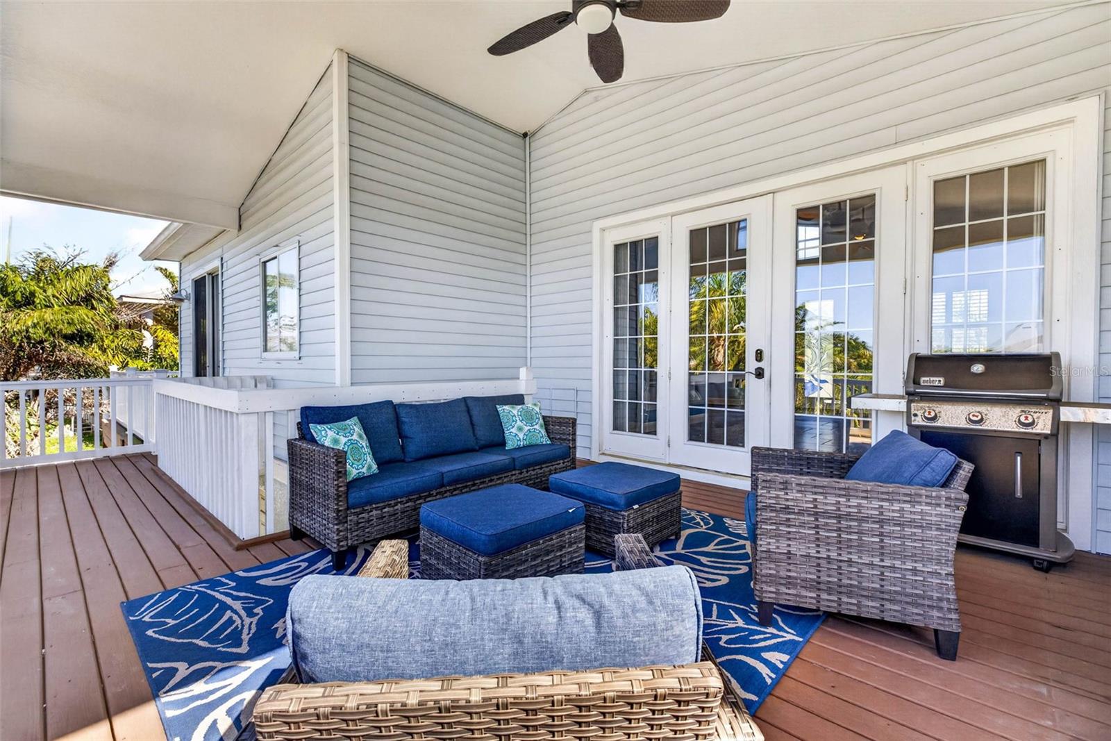 821 BLUE HERON BLVD, RUSKIN, FL, 33570