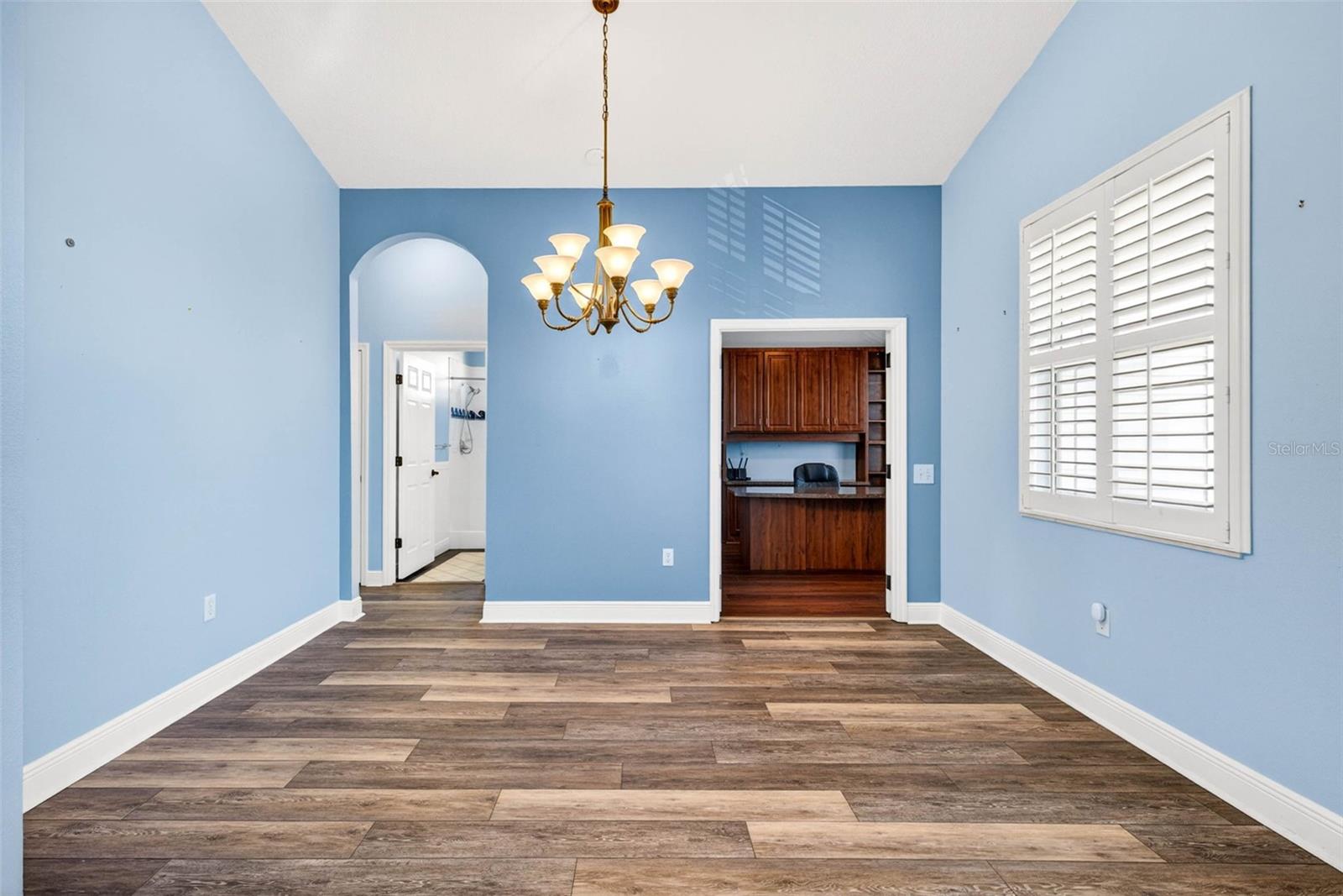 821 BLUE HERON BLVD, RUSKIN, FL, 33570