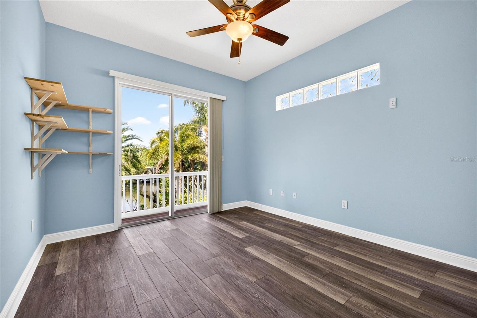 821 BLUE HERON BLVD, RUSKIN, FL, 33570