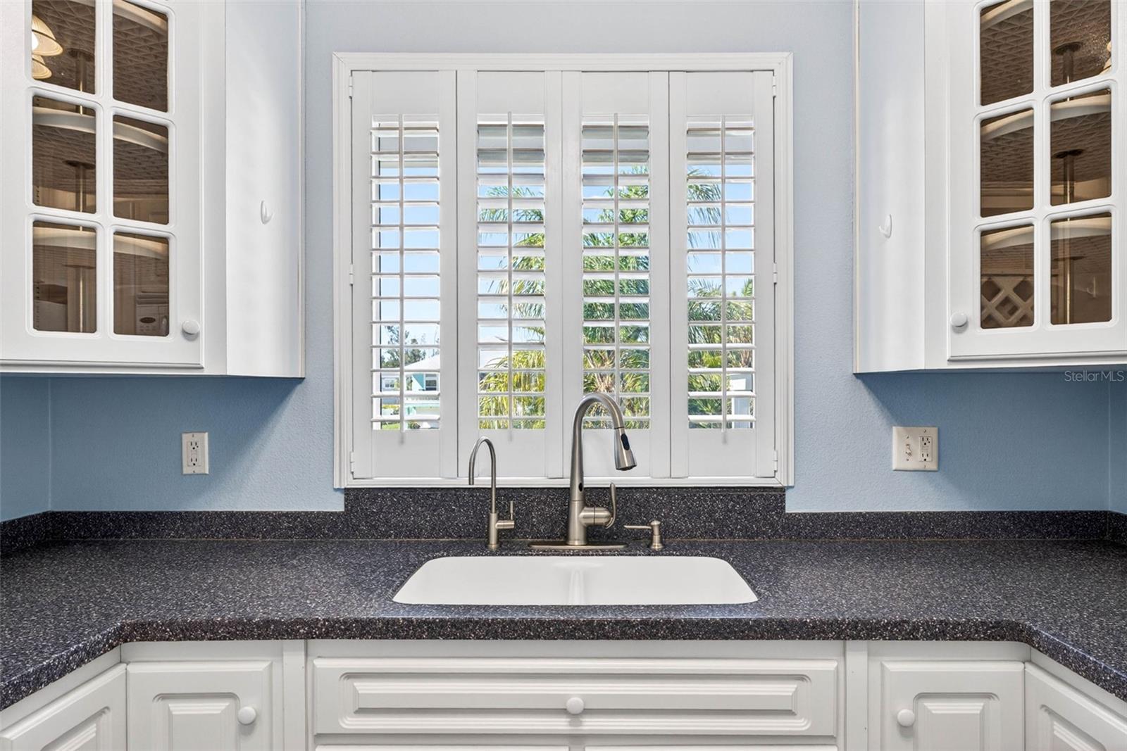 821 BLUE HERON BLVD, RUSKIN, FL, 33570