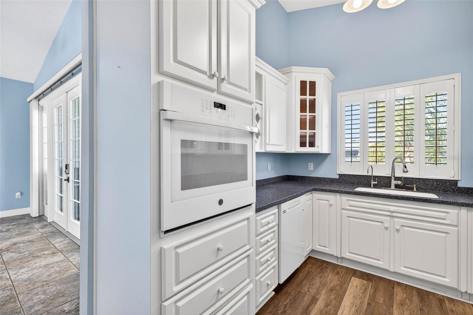 821 BLUE HERON BLVD, RUSKIN, FL, 33570