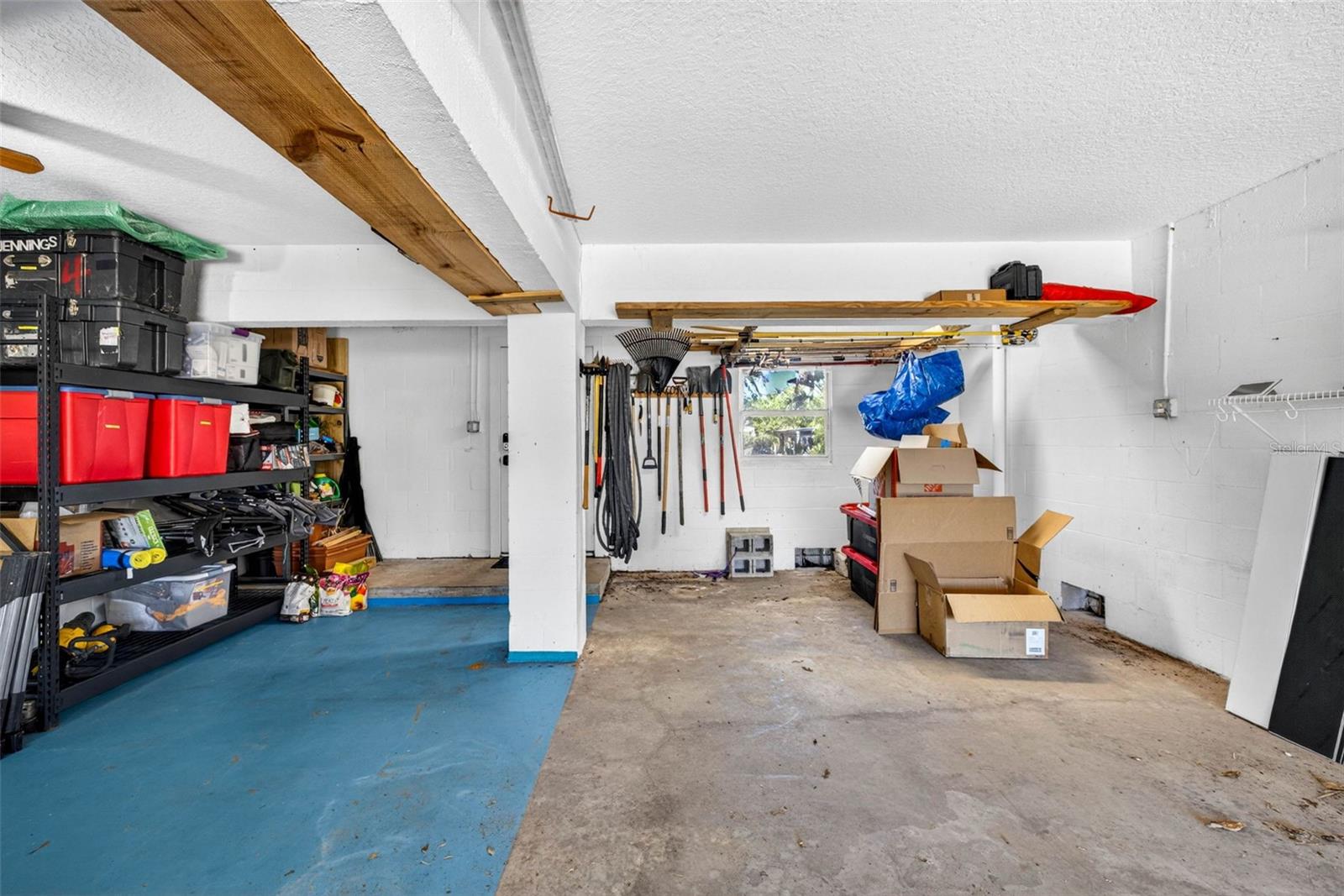 821 BLUE HERON BLVD, RUSKIN, FL, 33570