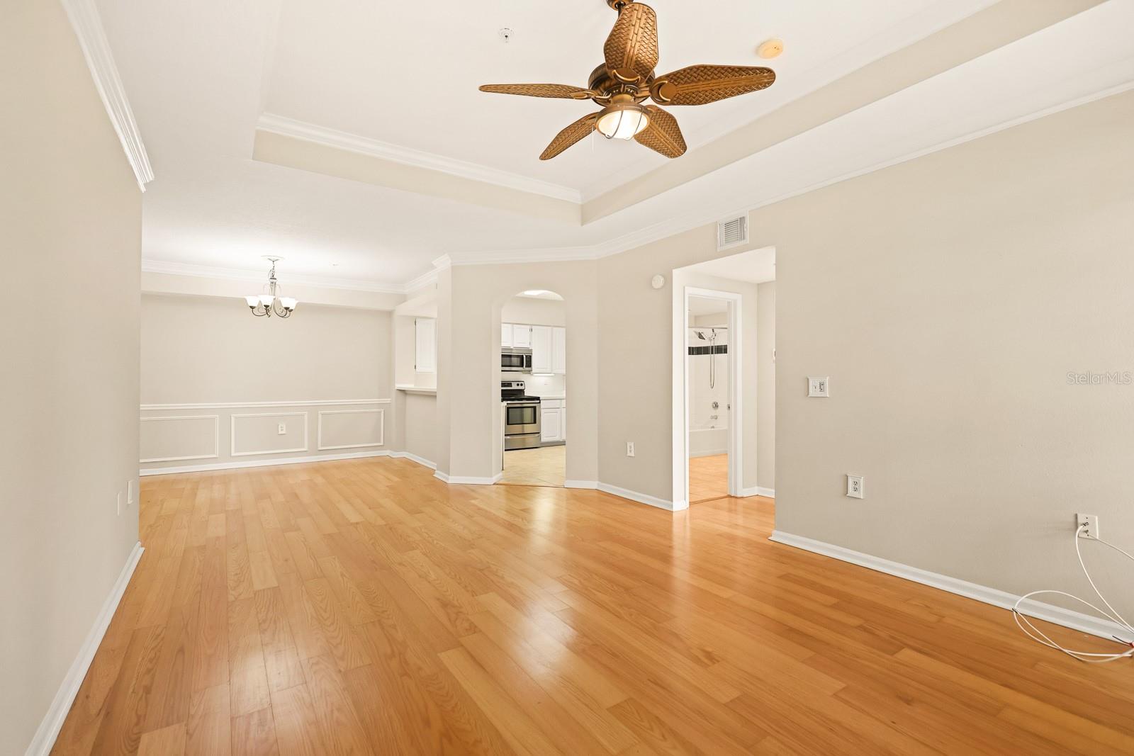 5302 BAY CLUB CIR, TAMPA, FL, 33607