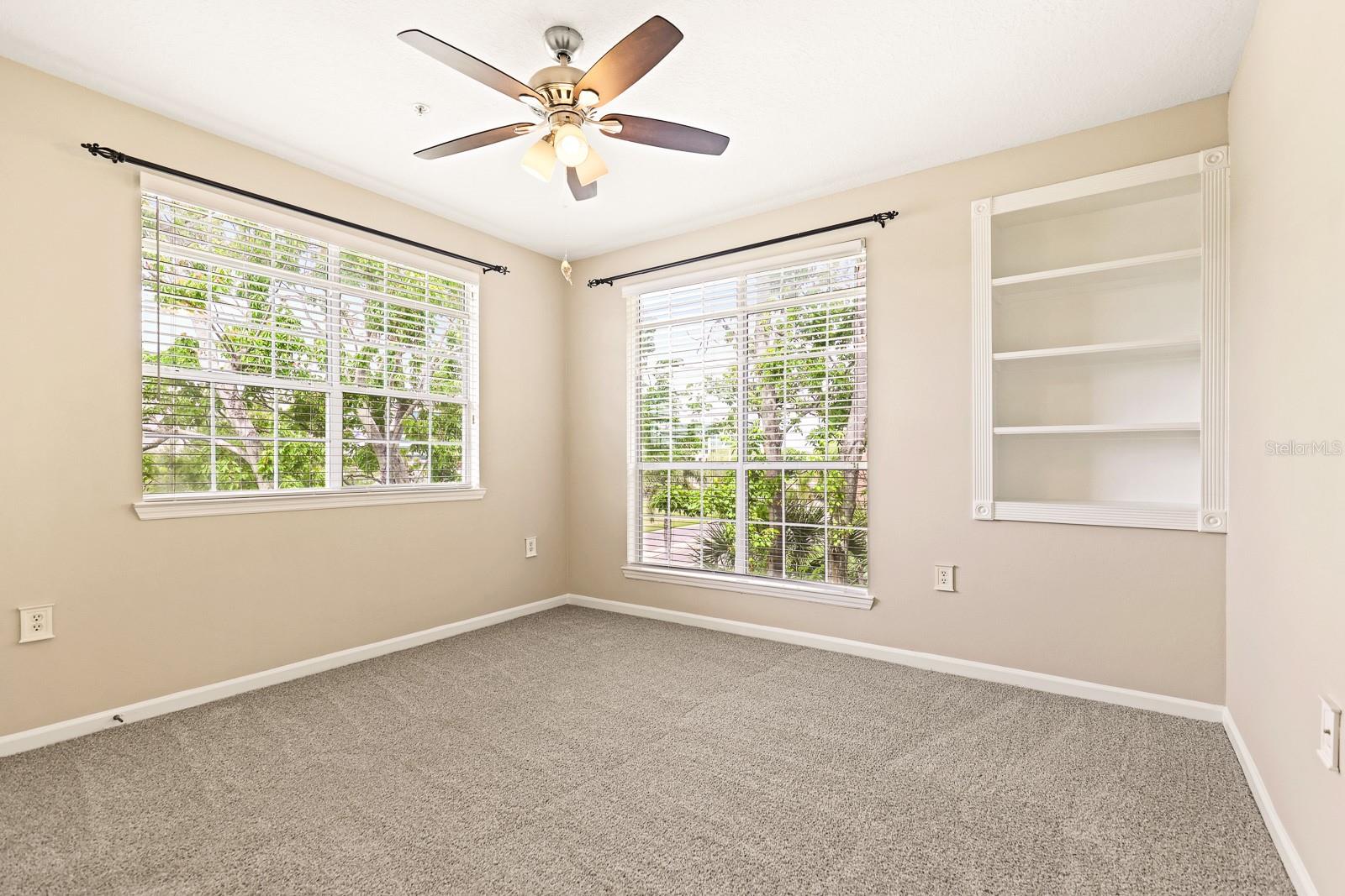 5302 BAY CLUB CIR, TAMPA, FL, 33607