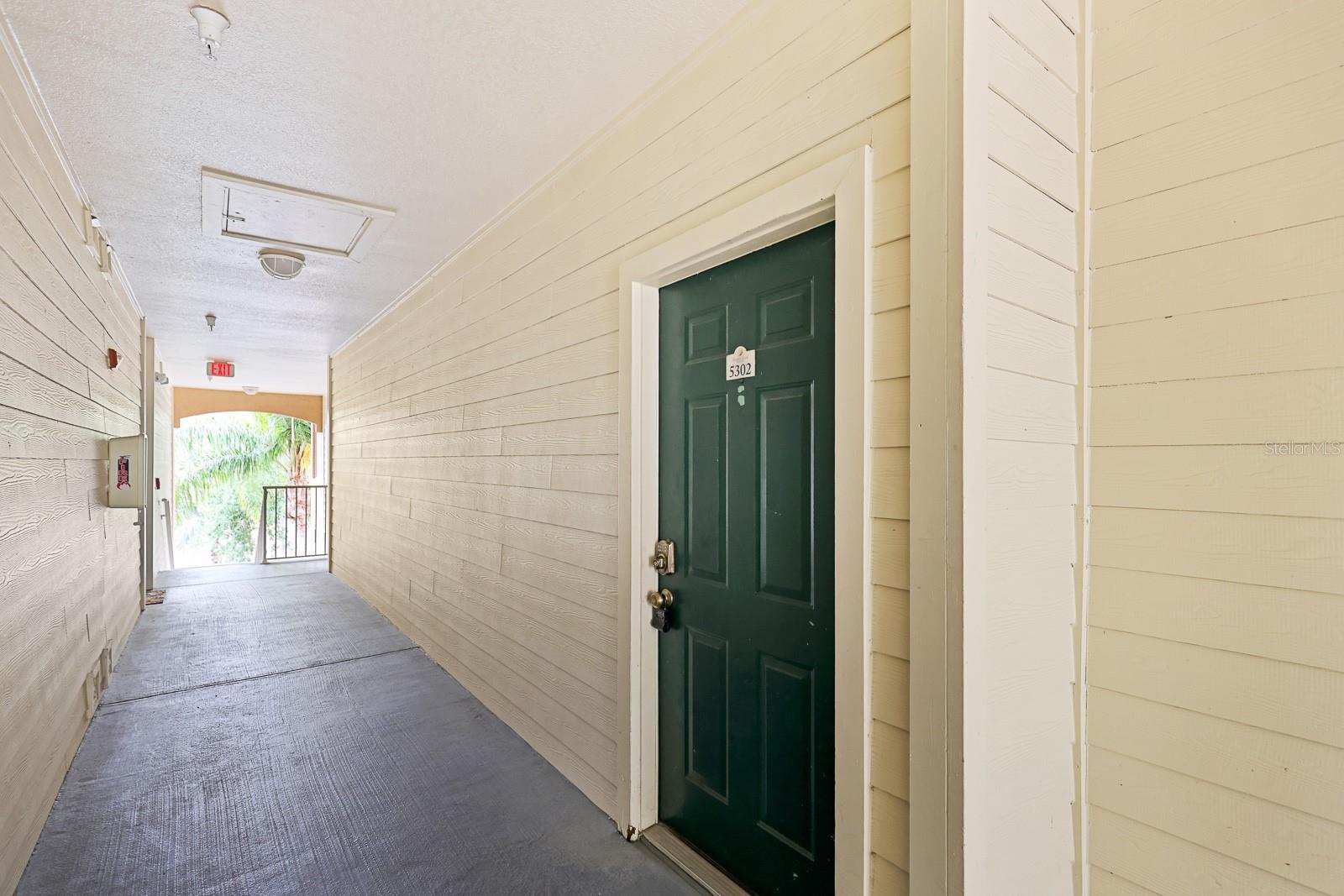 5302 BAY CLUB CIR, TAMPA, FL, 33607