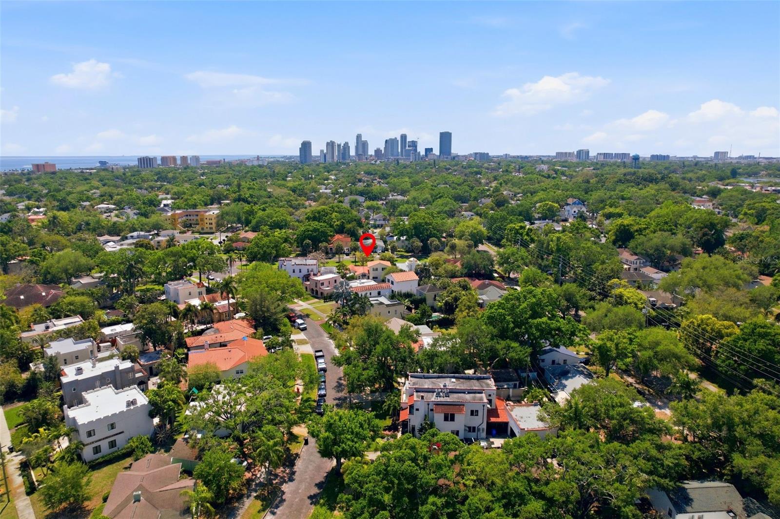 125 23RD AVE NE, ST PETERSBURG, FL, 33704